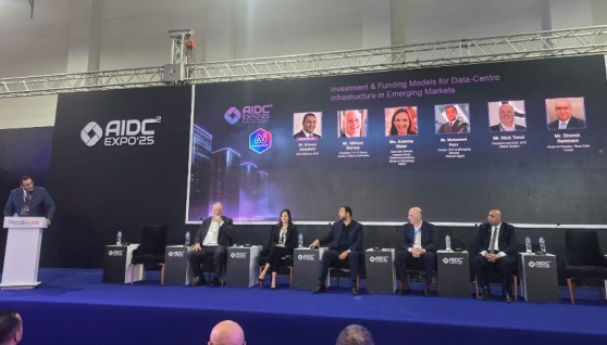 جانب من لقاء الخبراء