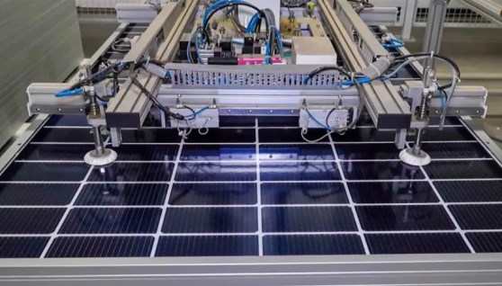 مشروع مصنع إنتاج خلايا شمسية ذكية