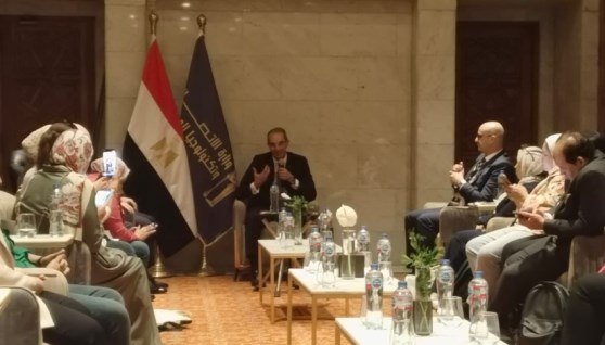 الدكتور عمرو طلعت وزير الاتصالات وتكنولوجيا المعلومات 