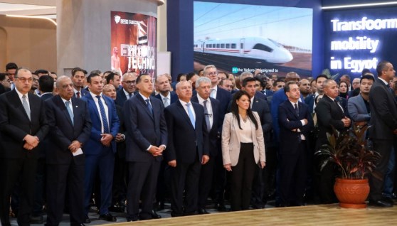 جانب من فعاليات المعرض والمؤتمر الدولي للنقل الذكي