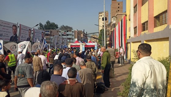 جانب من الانتخابات  بمدارس الهرم وحدائق الأهرام