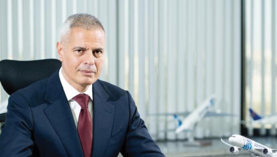 الطيّار أحمد عادل رئيس مجلس إدارة الشركة القابضة