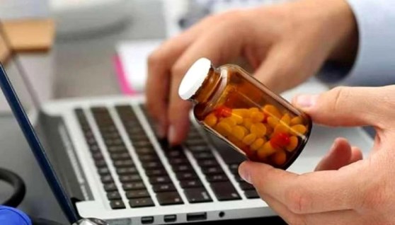 تداول الأدوية عبر المنصات الإلكترونية