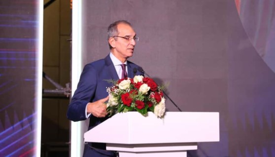 الدكتور عمرو طلعت وزير الاتصالات وتكنولوجيا المعلومات