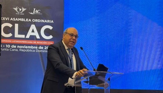 وزير الطيران 