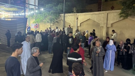 إقبال كثيف في لجنة المعهد الديني ببسيون خلال اليوم الثاني من انتخابات النواب