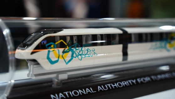 جانب من مشروعات النقل لشركة «إيجيس الفرنسية»