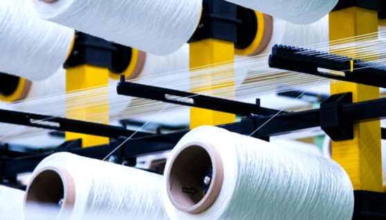 صناعة المنسوجات والملابس الجاهزة