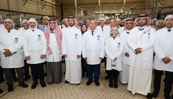  افتتاح وتفقد عدد من المشروعات الصناعية الكبرى في قطاع الصناعات الغذائية
