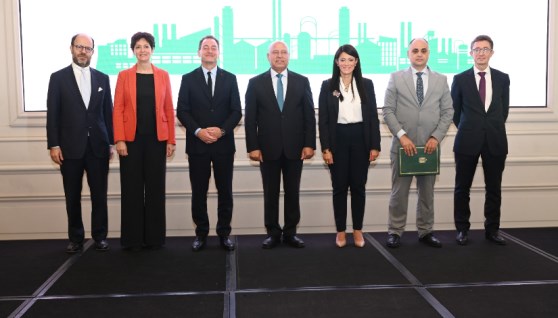 جانب من  الجلسة التعريفية بسبل الاستفادة من برنامج الصناعة الخضراء المستدامة GSI 