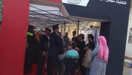 لجنة مدرسة الزهويين بمركز شبين القناطر