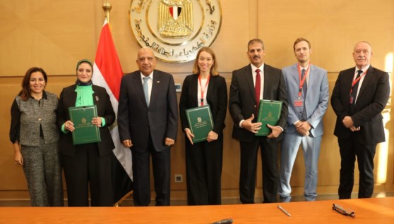 مصر وألمانيا تستثمران 50 مليون يورو لتطوير ربط محطات الرياح بخليج السويس