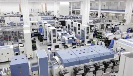 نقص العمالة المدربة على التكنولوجيا في مصر