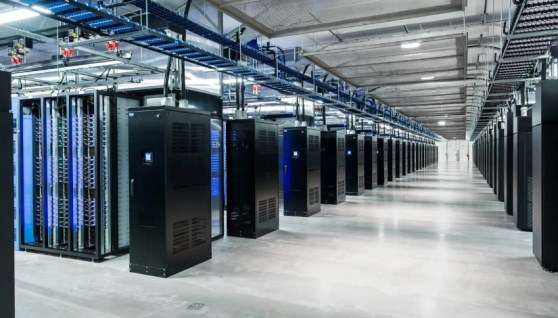 مراكز البيانات- تعبيرية 