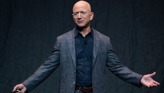 جيف بيزوس مؤسس شركة أمازون