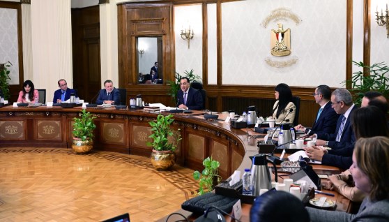 جانب من اجتماع المجموعة الوزارية الاقتصادية 