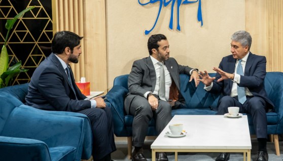 وزير السياحة والآثار مع رئيس هيئة قطر للسياحة