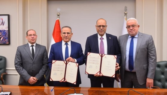 الغرف السياحية تكشف عن منظومة جديدة لتصاريح عمل الأجانب تنهي الإجراءات المعقدة 