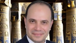 الدكتور تامر مؤمن