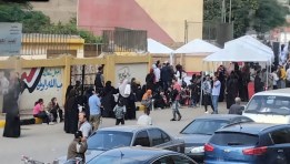 إقبال المواطنون على اللجان الإنتخابية