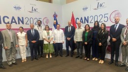 الدكتور سامح الحفني وزير الطيران المدني