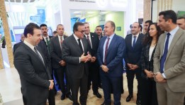 جانب من الزيارة وزير الصحة