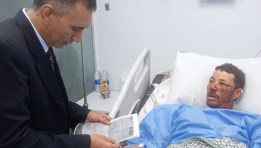 دير عمل الغربية يزور العمال المصابين ضحايا حادث انهيار سقف خرساني بالمحلة الكبرى