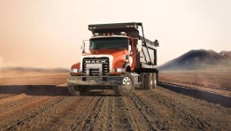 مصنع ماك لتصنيع وسائل النقل