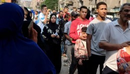 جانب من أمام لجان انتخابية