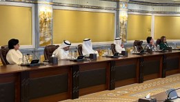 ندوة عبر تقنية الفيديو كونفرانس مع أعضاء المجلس