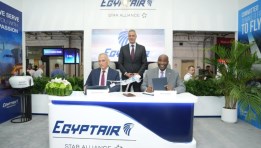 جانب من فعاليات معرض دبي للطيران 2025