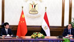 رئيس الوزراء يلتقي نائب رئيس "المجلس الوطني للمؤتمر الاستشاري السياسي للشعب الصيني"