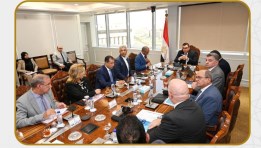 وزير الإسكان يتابع الموقف التنفيذي لمشروعات "حياة كريمة"