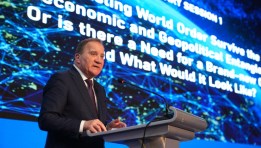 ستيفان لوفين، رئيس الوزراء السويدي السابق