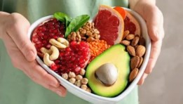 مجموعة من السلع الغذائية 