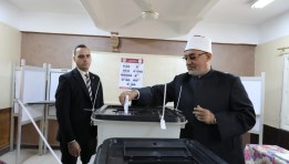 مفتي الجمهورية يدلي بصوته في انتخابات مجلس النواب 2025