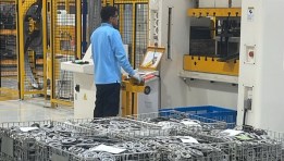 مصنع مجموعة المنصور لتصنيع فلاتر السيارات