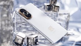 هاتف Huawei Nova 10