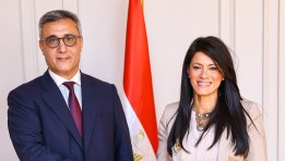 خلال لقاء وزيرة التخطيط والسفير الجزائري 