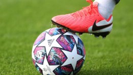 كرة القدم - صورة أرشيفية 