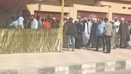اقبال المواطنين علي لجان انتخابية في سيناء