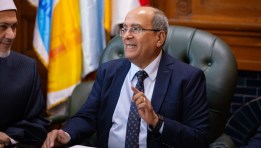 أحمد جابر شحاتة، القائم بمهام رئيس الشركة القابضة لمياه الشرب والصرف الصحي