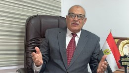  الدكتور عبدالعزيز السيد