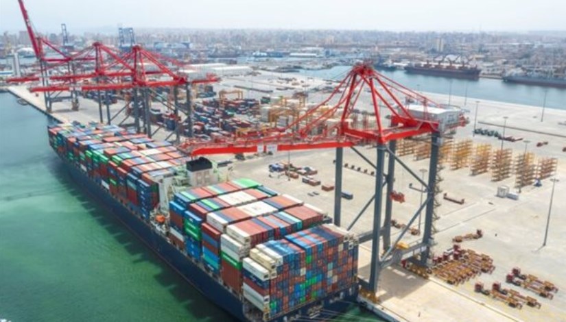 ميناء ميناء