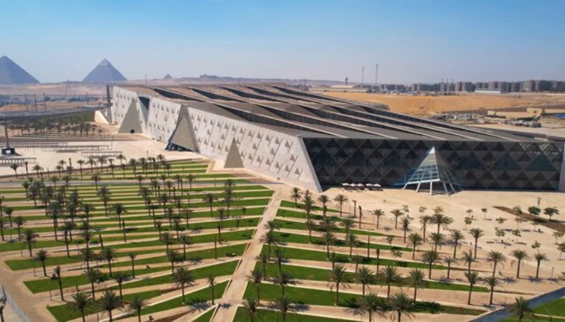 المتحف المصري الكبير