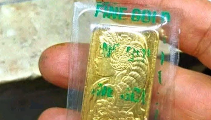 سبائك ذهب مغشوشة