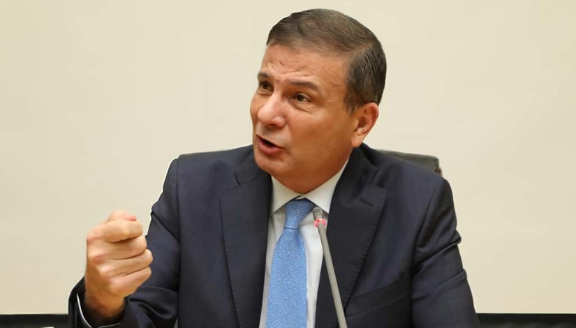  علاء فاروق  وزير الزراعة واستصلاح الأراضي