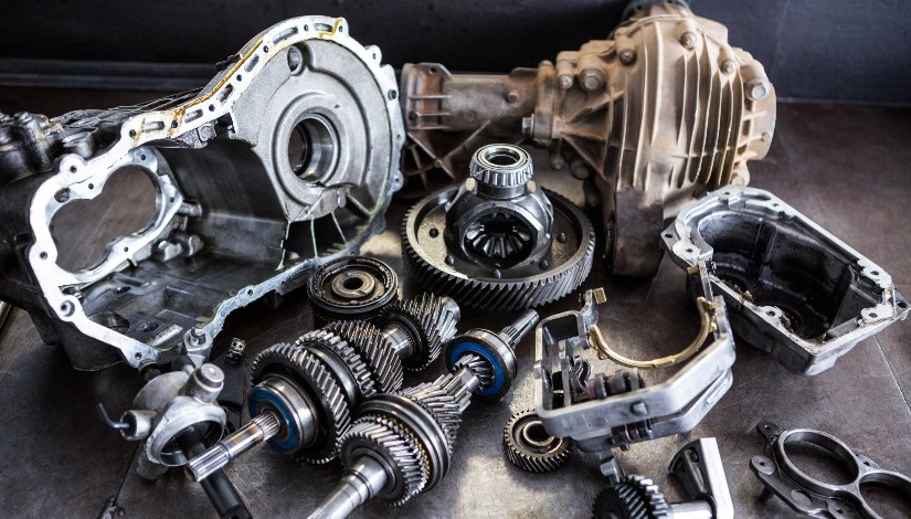 قطع غيار السيارات