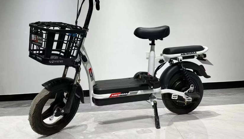 الاسكوتر الكهربائي- أرشيفية