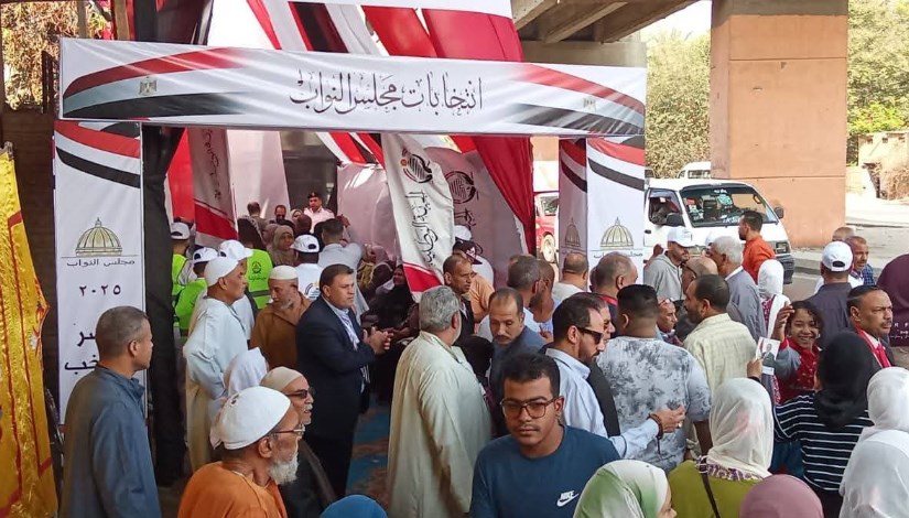  مدرسة جانب من الانتخابات بمدرسة جمال عبدالناصر الثانوية بمنطقة المهندسين